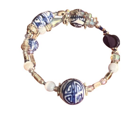 Blue White Beaded Stretch Bracelet Memory Wire Artisanal Ceramic Glass Beads - Picture 1 of 5